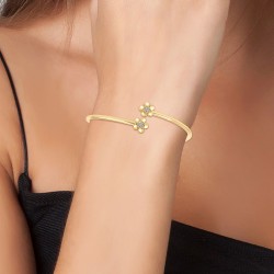 Flower bracelet by BR01