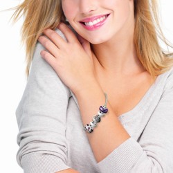 Charm-Armband lila Perlen...